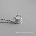 Fashion Simple Set Diamond Mini Lock Pendant Necklace Jewelry